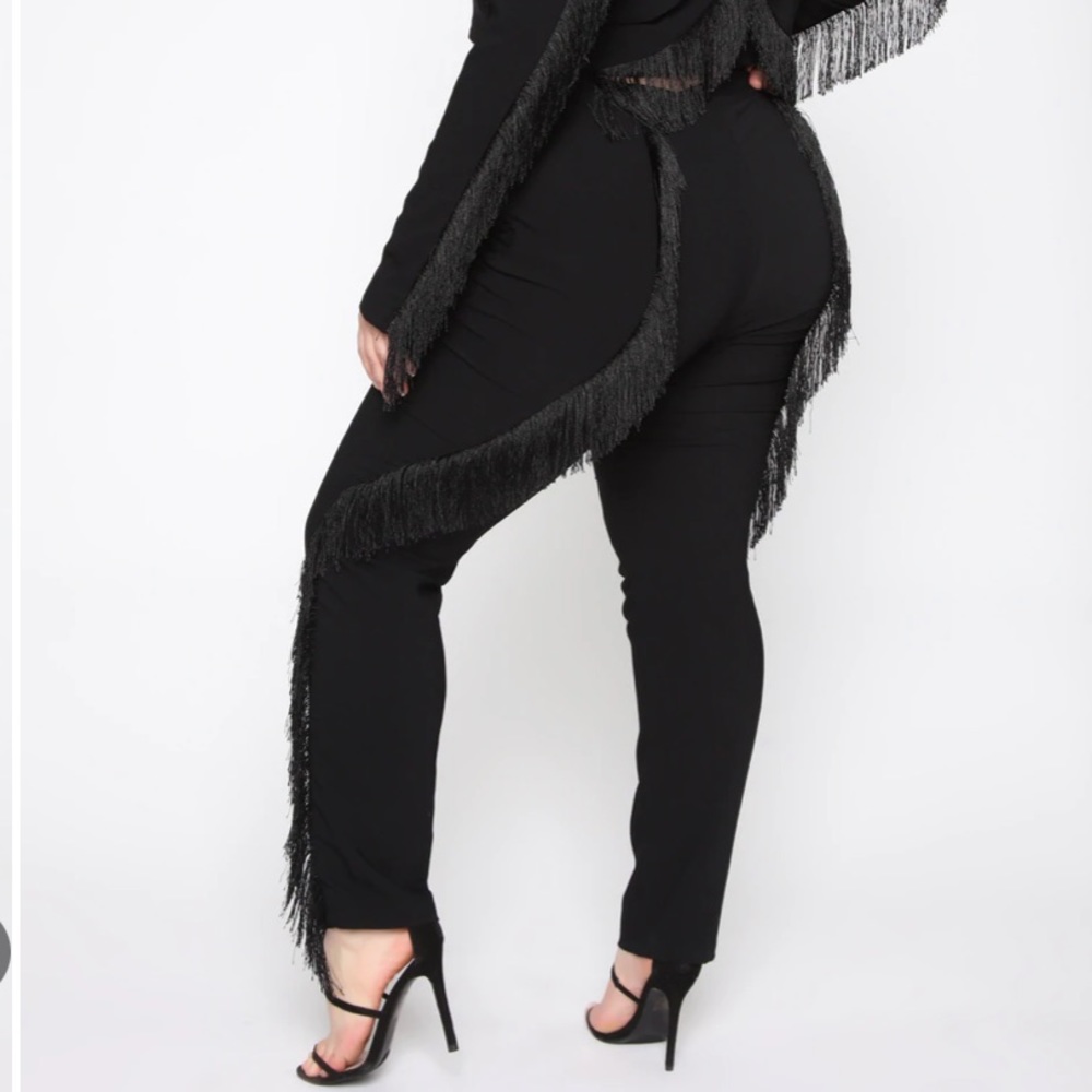Fashion nova handle my love fringe black pants size 2XL.